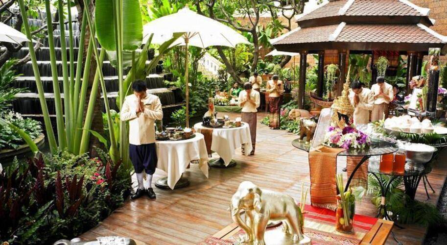 Dusit Thani Bangkok Hotel