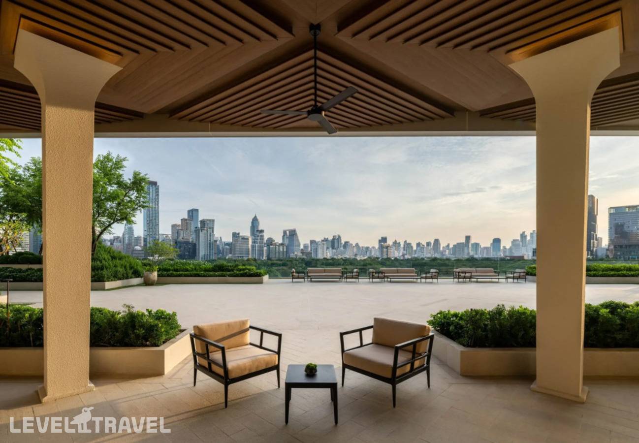 Отель Dusit Thani Bangkok — Бангкок, Таиланд