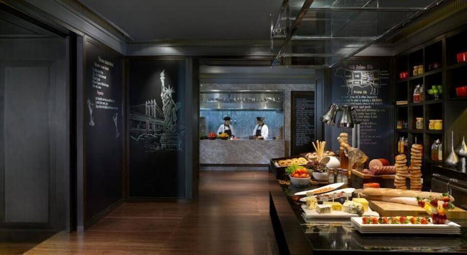 JW Marriott Bangkok Hotel