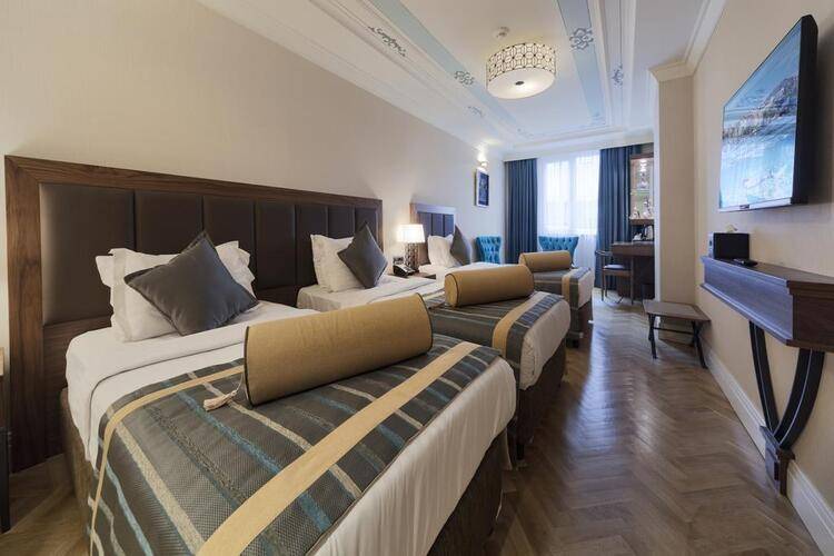 Golden Age 1 Hotel