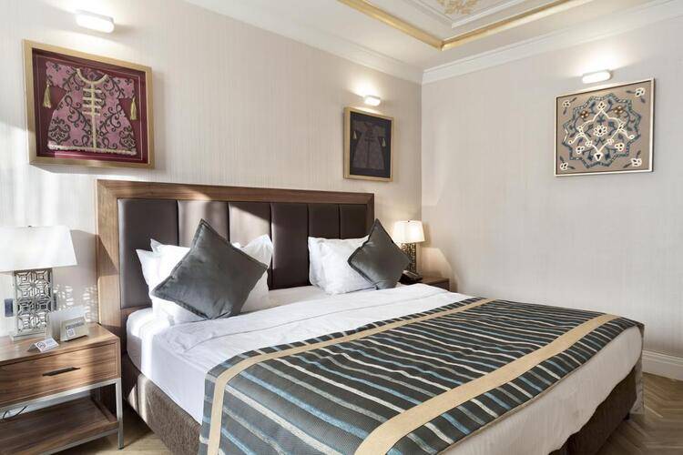 Golden Age 1 Hotel