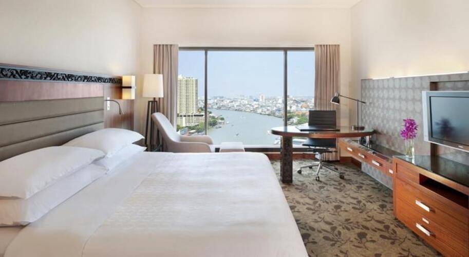 Royal Orchid Sheraton Hotel