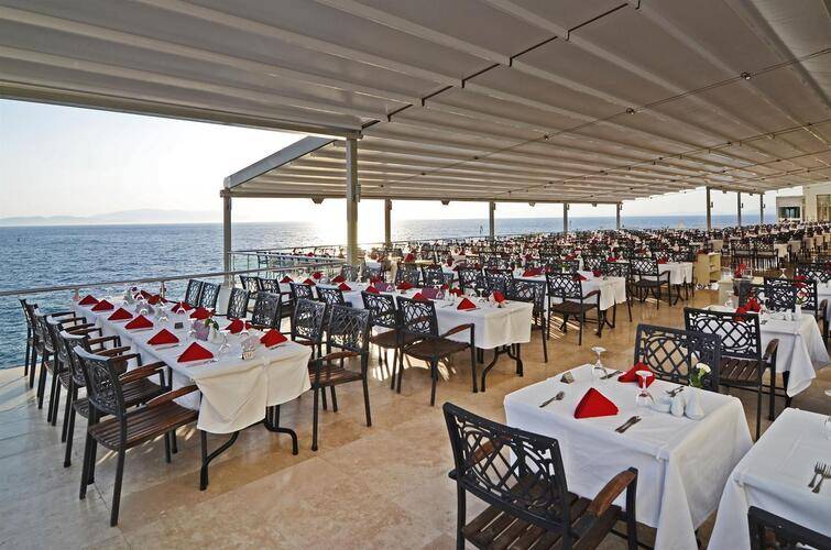 Korumar Hotel Deluxe