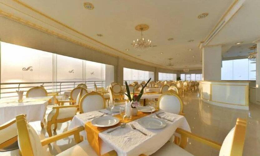 Adriatic Palace Hotel