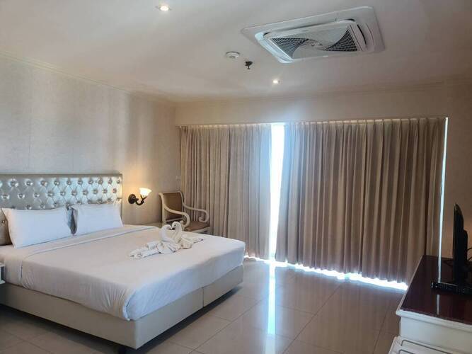 Adriatic Palace Hotel