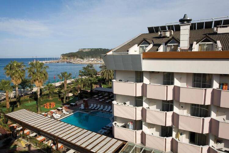 Fame Beach Hotel (Ex.Fame Residence Park)