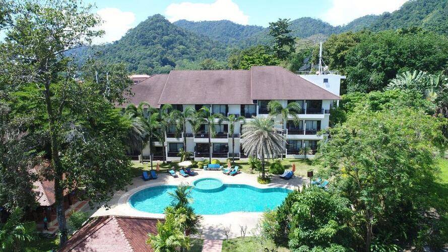 Chang Buri Resort & Spa