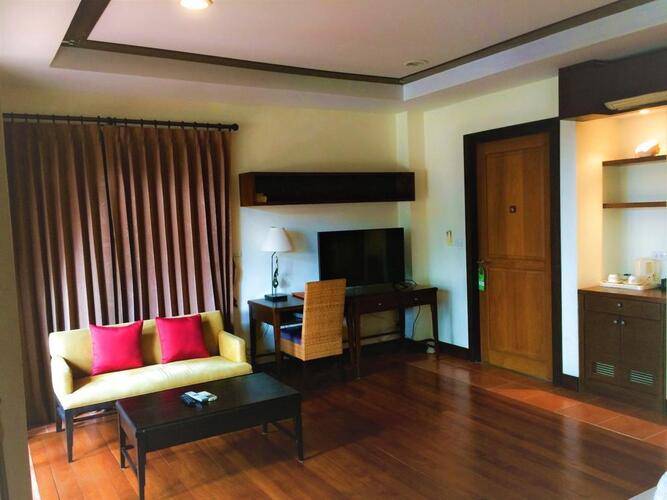 Chang Buri Resort & Spa