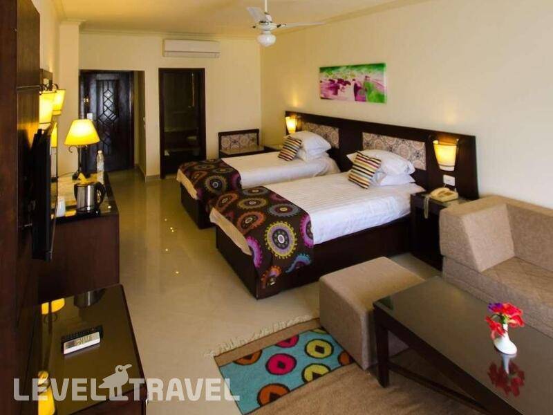 Фотография Lotus Bay Beach Resort