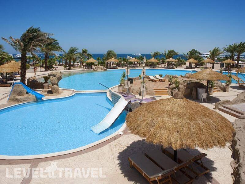 Фотография Lotus Bay Beach Resort