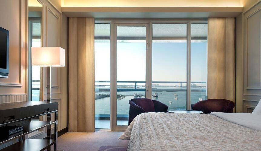 Le Meridien Mina Seyahi Beach Resort & Marina