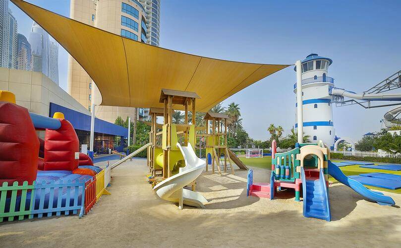 Le Meridien Mina Seyahi Beach Resort & Marina