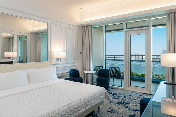 Le Meridien Mina Seyahi Beach Resort & Marina
