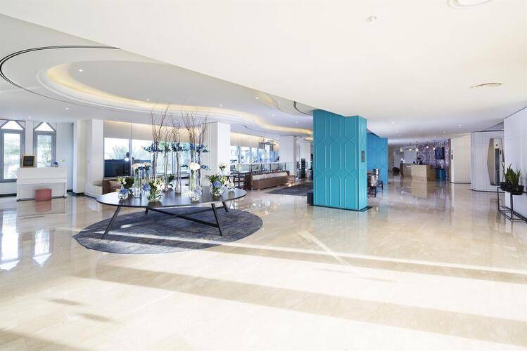 Occidental Sharjah Grand Hotel (Ex. Sharjah Grand)
