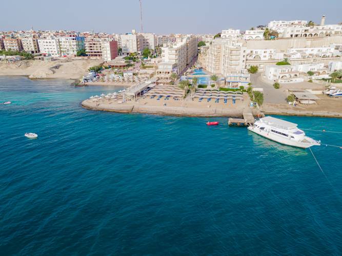 King Tut Aqua Park Beach Resort