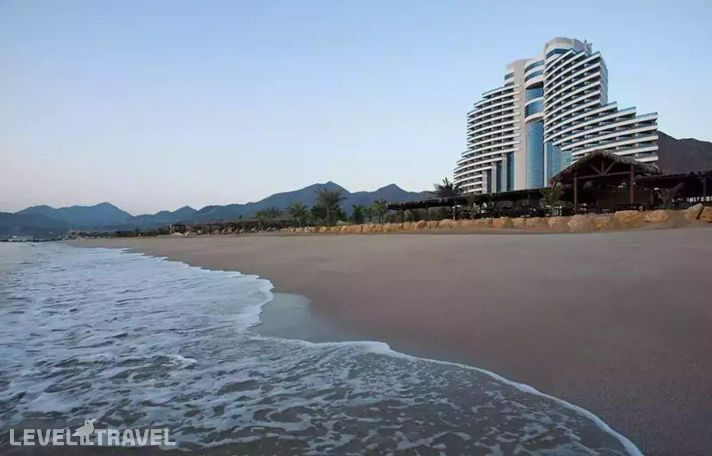 Le Meridien Al Aqah Beach Resort