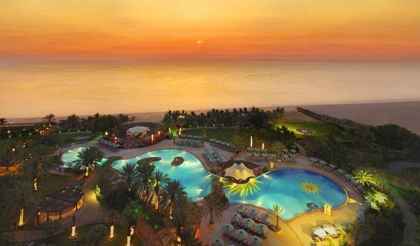 Le Meridien Al Aqah Beach Resort