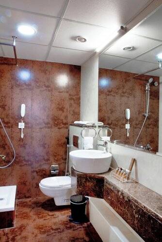 Landmark Hotel Baniyas