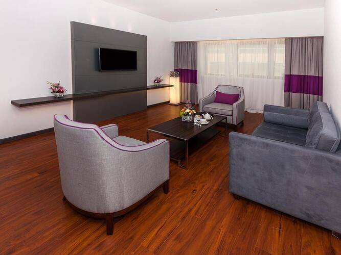 Lotus Retreat Hotel By Luxuria (Ex.Flora Grand Hotel)