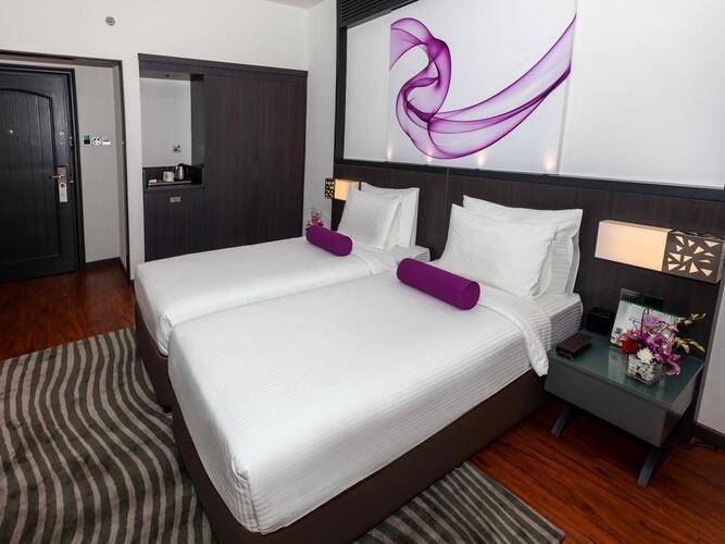 Lotus Retreat Hotel By Luxuria (Ex.Flora Grand Hotel)