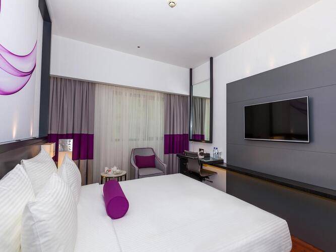 Lotus Retreat Hotel By Luxuria (Ex.Flora Grand Hotel)