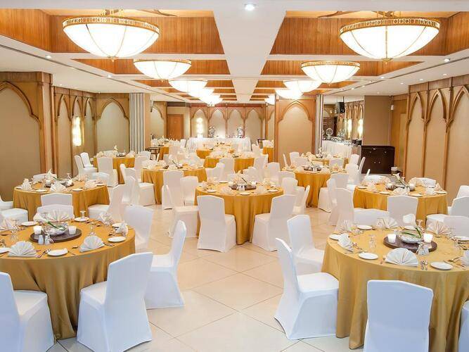 Lotus Retreat Hotel By Luxuria (Ex.Flora Grand Hotel)