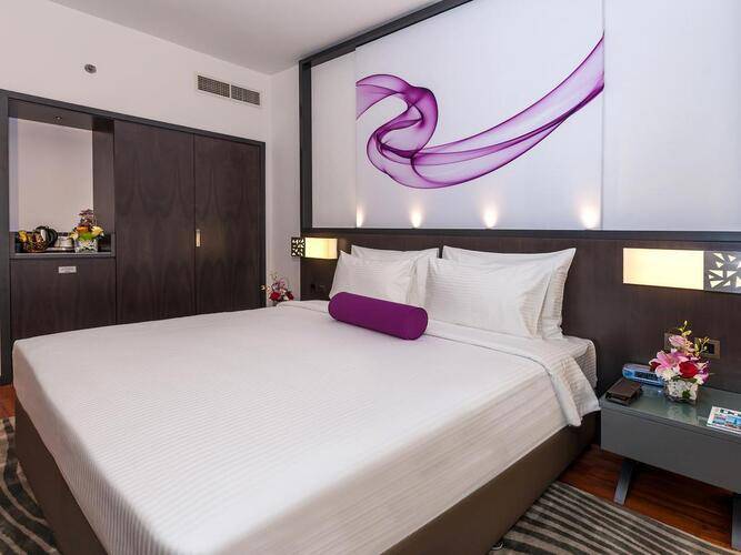 Lotus Retreat Hotel By Luxuria (Ex.Flora Grand Hotel)