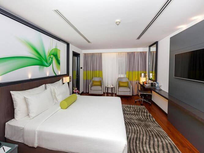 Lotus Retreat Hotel By Luxuria (Ex.Flora Grand Hotel)