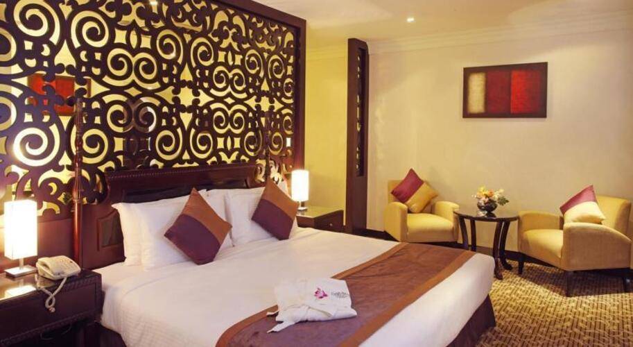 Carlton Palace Hotel (Ex.Carlton Tower)