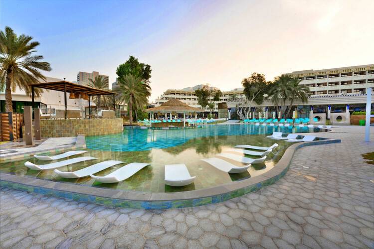 Le Meridien Abu Dhabi Hotel