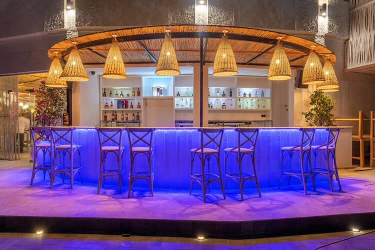 Le Meridien Abu Dhabi Hotel