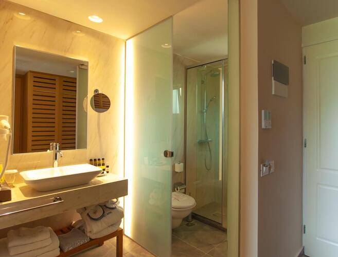 Pilot Beach Resort & Spa Hotel