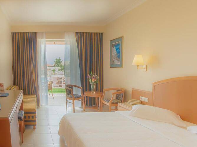 Pilot Beach Resort & Spa Hotel