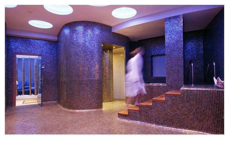 Pilot Beach Resort & Spa Hotel