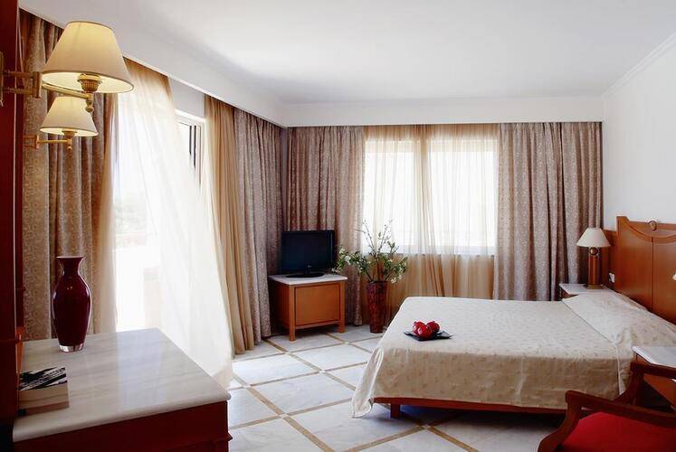 Pilot Beach Resort & Spa Hotel
