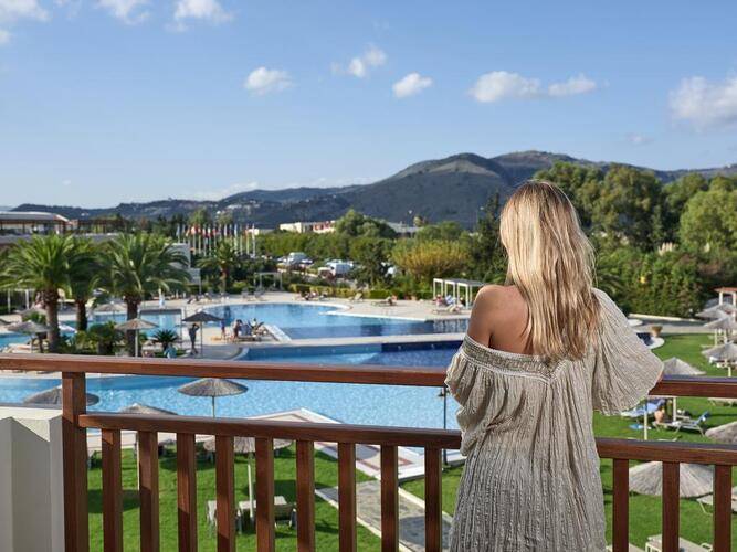 Pilot Beach Resort & Spa Hotel