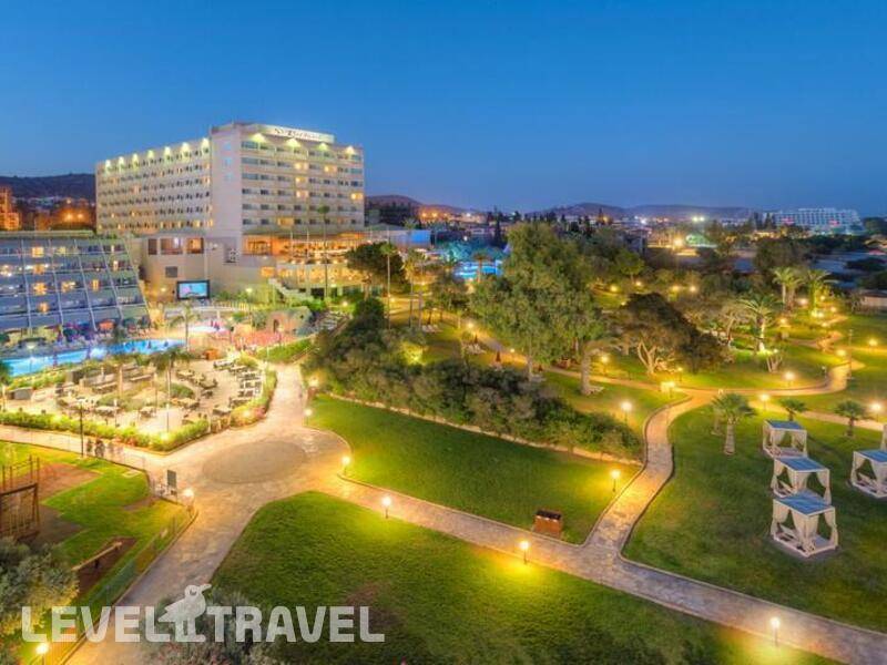 Фотография The Tower (Ex. St. Raphael Resort)