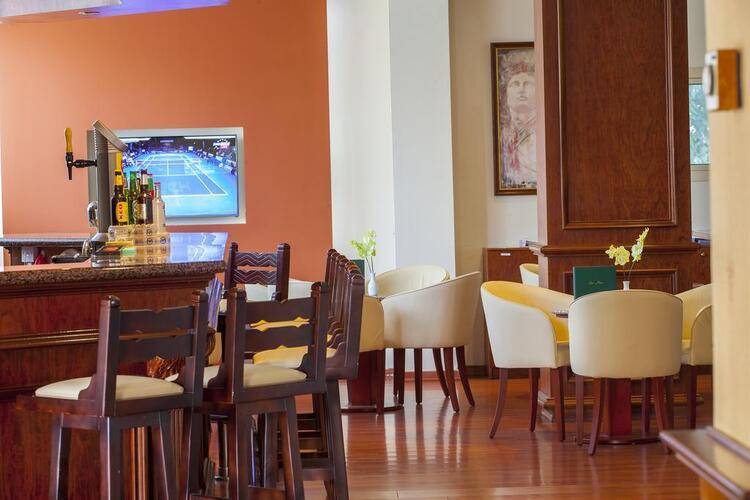 Kapetanios Limassol Hotel