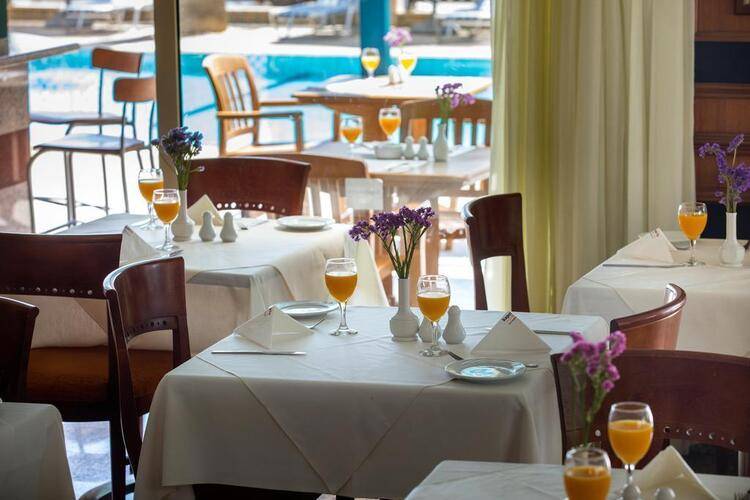 Kapetanios Limassol Hotel