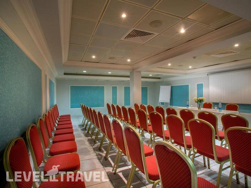 Фотография Kapetanios Limassol Hotel