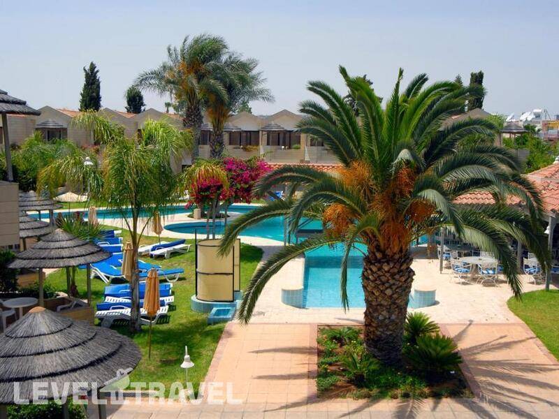 Фотография Palm Beach Hotel & Bungalows
