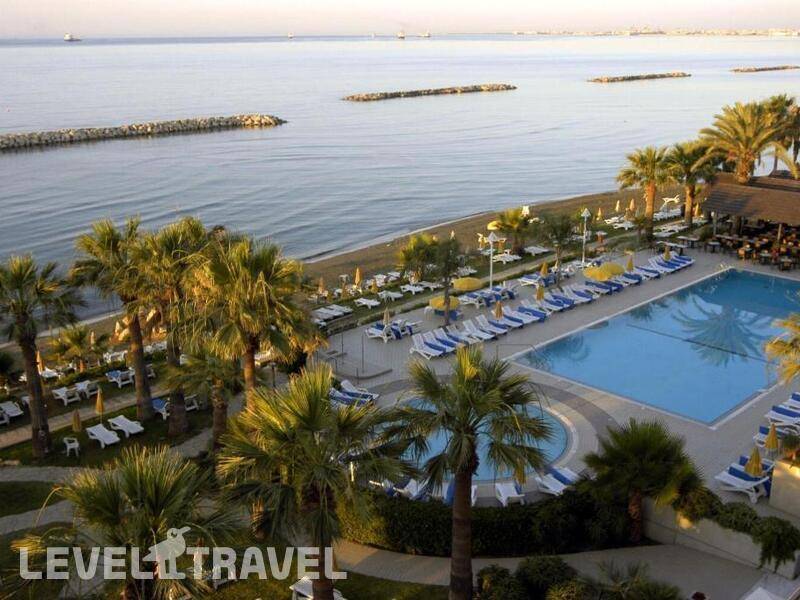 Фотография Palm Beach Hotel & Bungalows