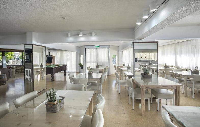 Cactus Hotel