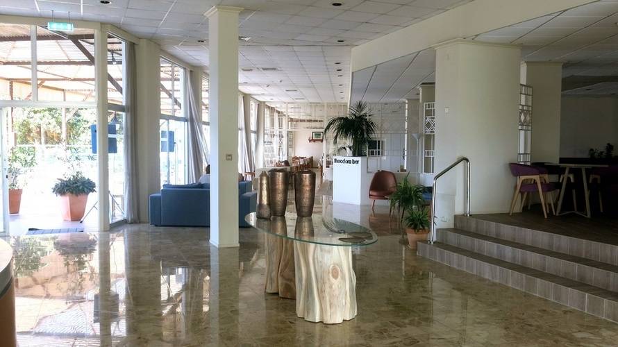 Marina Hotel