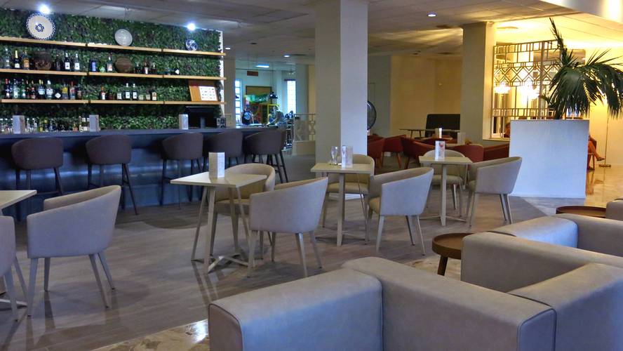 Marina Hotel