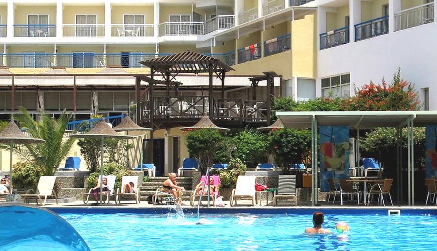 Marina Hotel