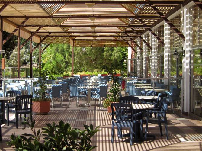 Marina Hotel
