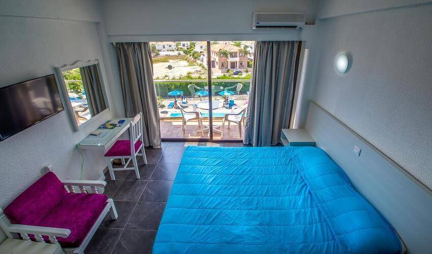 Sveltos Hotel