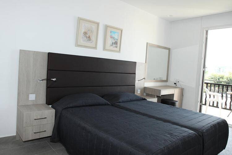 Dionysos Central Hotel