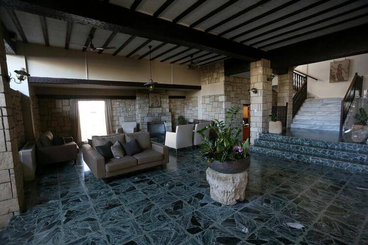 Dionysos Central Hotel